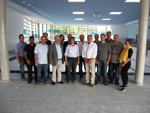 Vor dem Sportbecken im Wesavi - (c) SPD-Ortsverein Nienburg